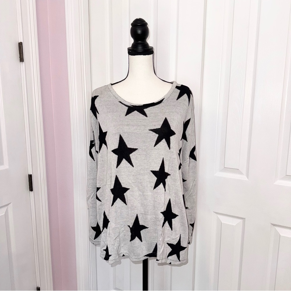 H&M Divided Grey & Black Star Print Scoop Neck Long Sleeve Knit Top Oversized M